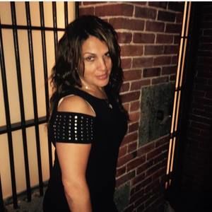 Meet your Posher, Connie